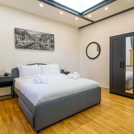 Comfortable 3 Bedrooms Apartment Few Steps From Duomo Milan Exterior photo